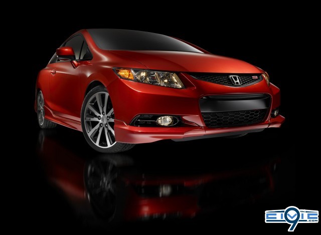 2012_honda_civic_si_with_hfp_package_100368829_m.jpg