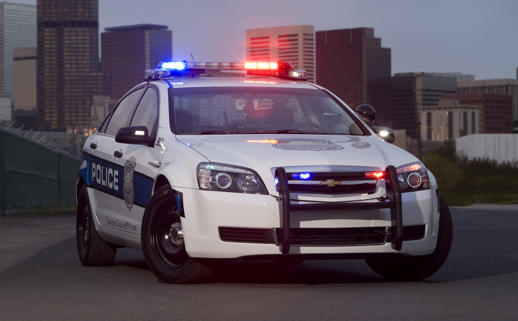 2011-chevrolet-caprice-police-car_100230107_l.jpg