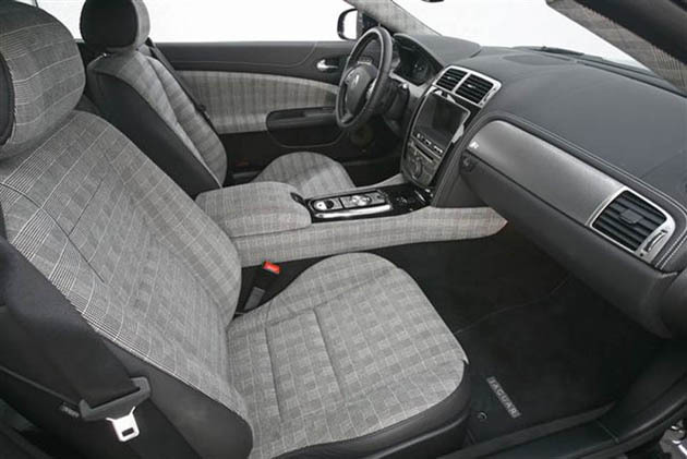 web630_bigalcantaratartaninteriorjaguarxkr7502.jpg