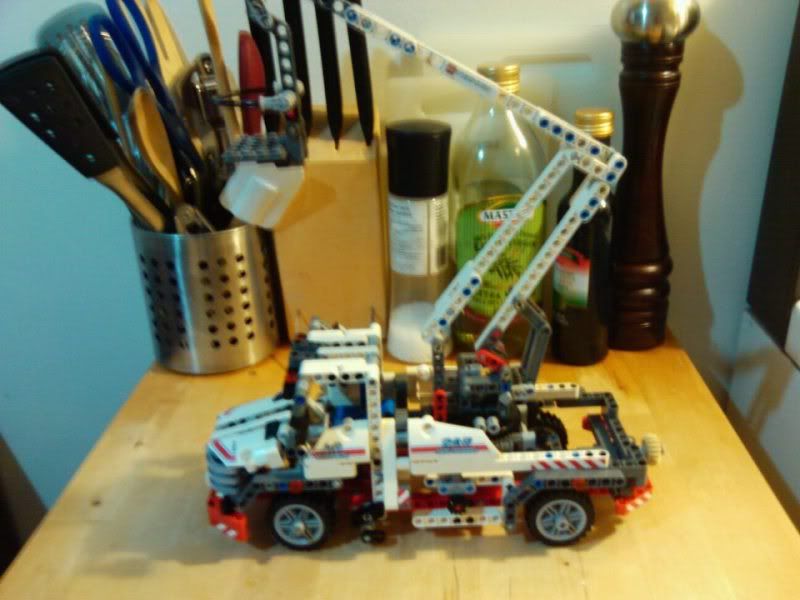 Legotruckcrane.jpg