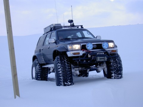 toyota_4runner_44_inch_tires.jpg