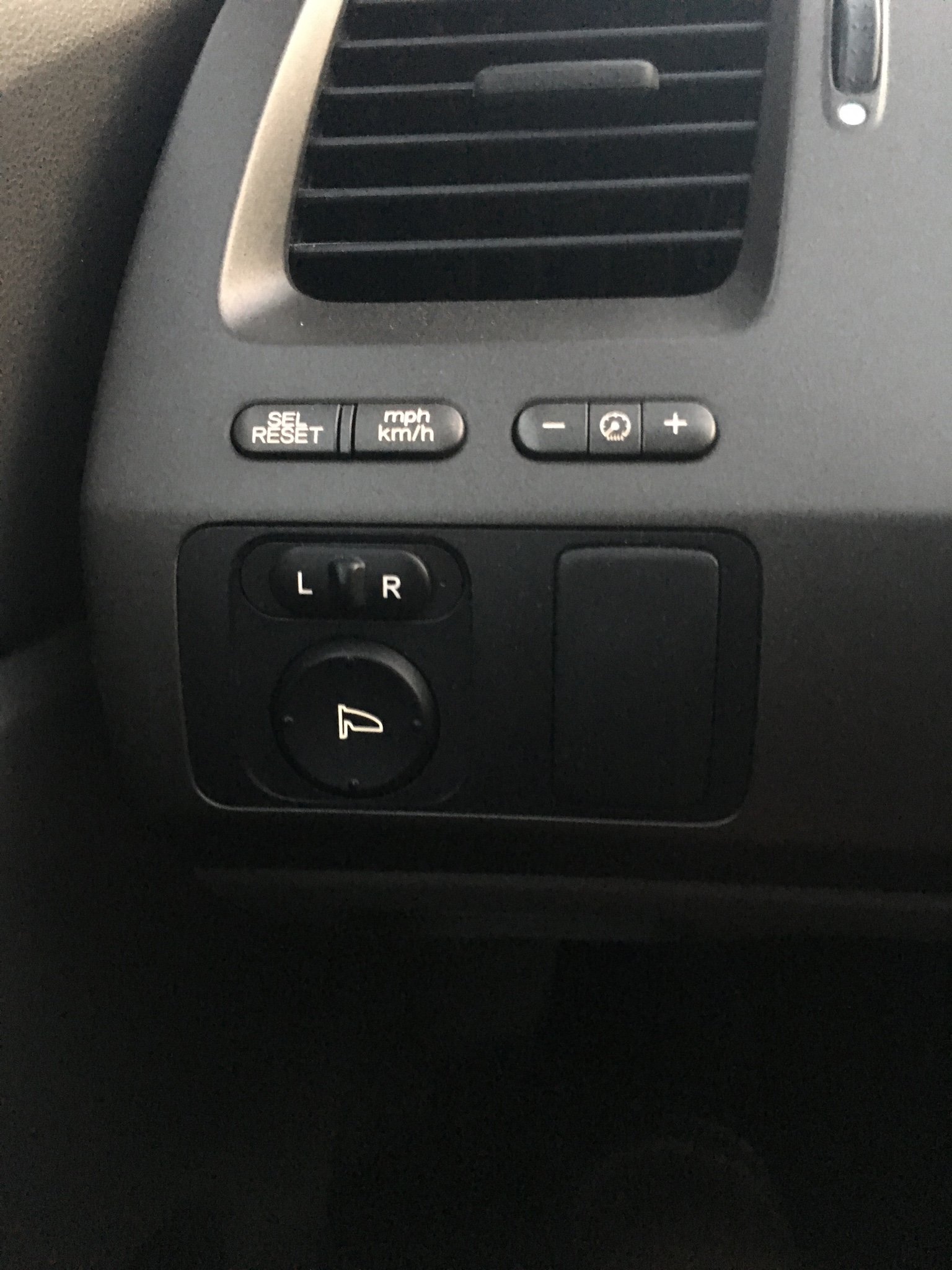 e364ef73fc937240a2fd344ec126bdba.jpg