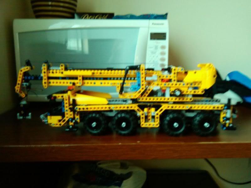 finishedtechnicscrane.jpg