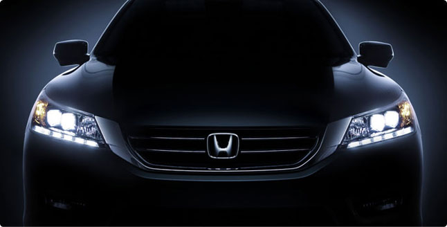2013-honda-accord-headlights-leds-hids-xenons-grill-litup.jpg