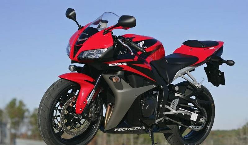 CBR_600_RR7_07_5.jpg