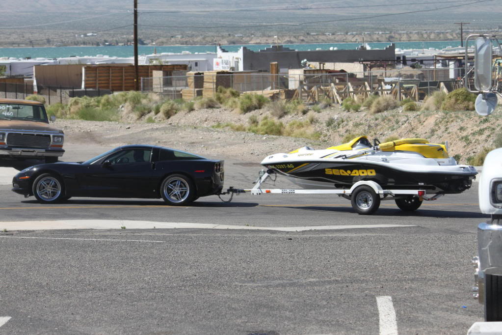 Vette_Tow_1.jpg