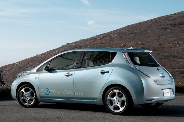 nissan_leaf_hill.jpg