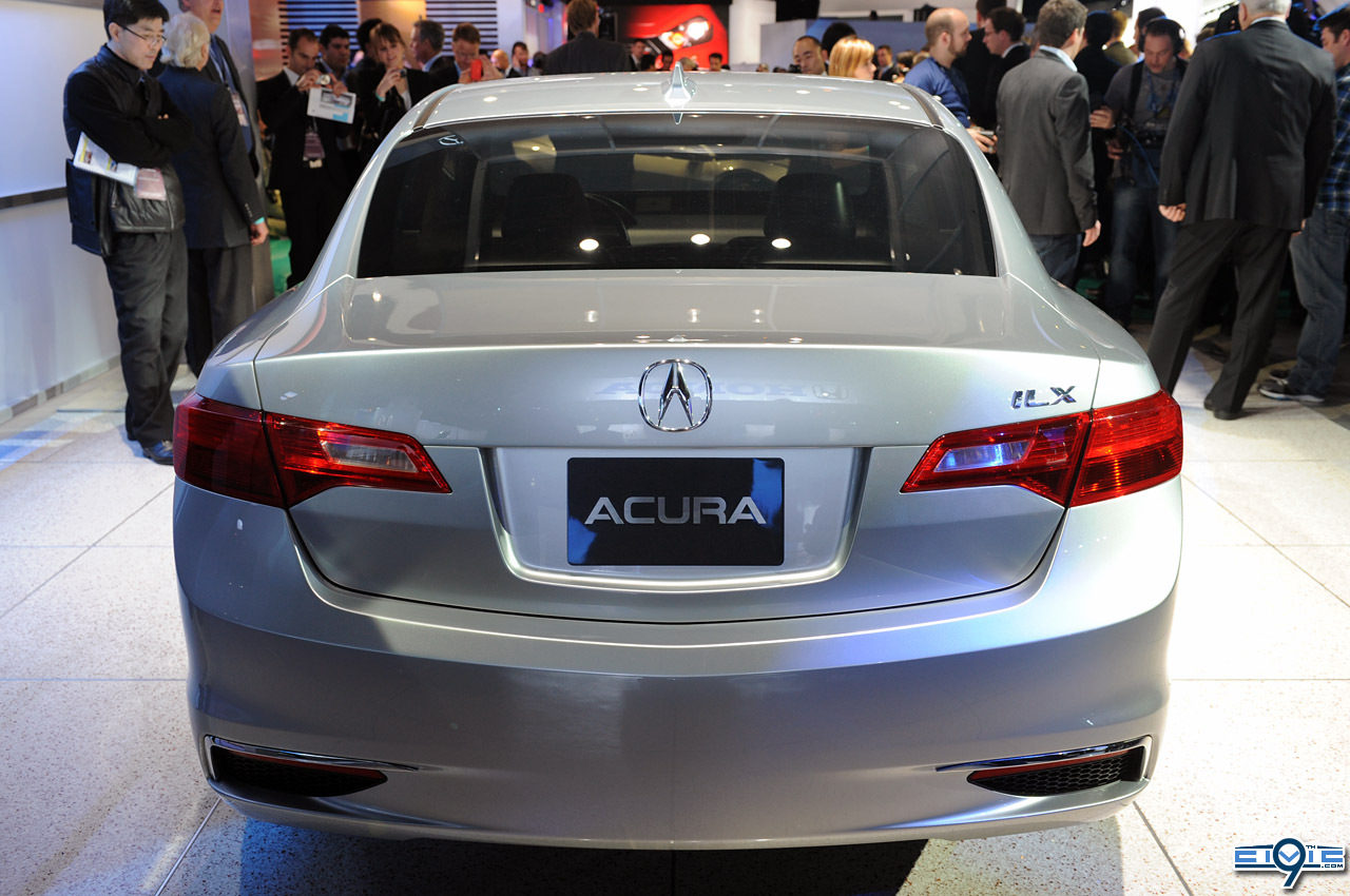 06_acura_ilx_concept_detroit.jpg