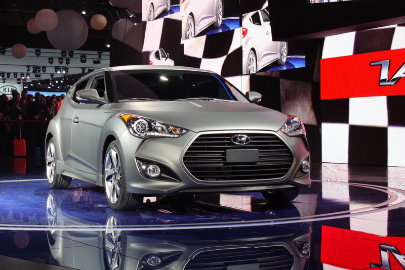 2013_hyundai_veloster_turbo_02_1326142947.sized.jpg