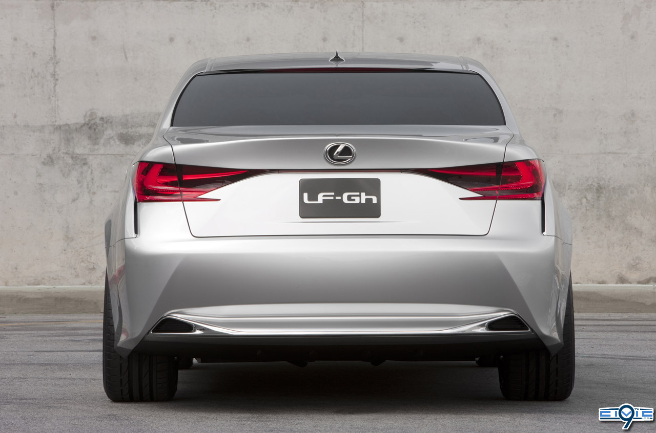 12_lexus_lf_gh_hybrid_concept.jpg