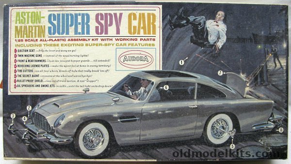 Aurora%20585-249%20Spycarvg.JPG