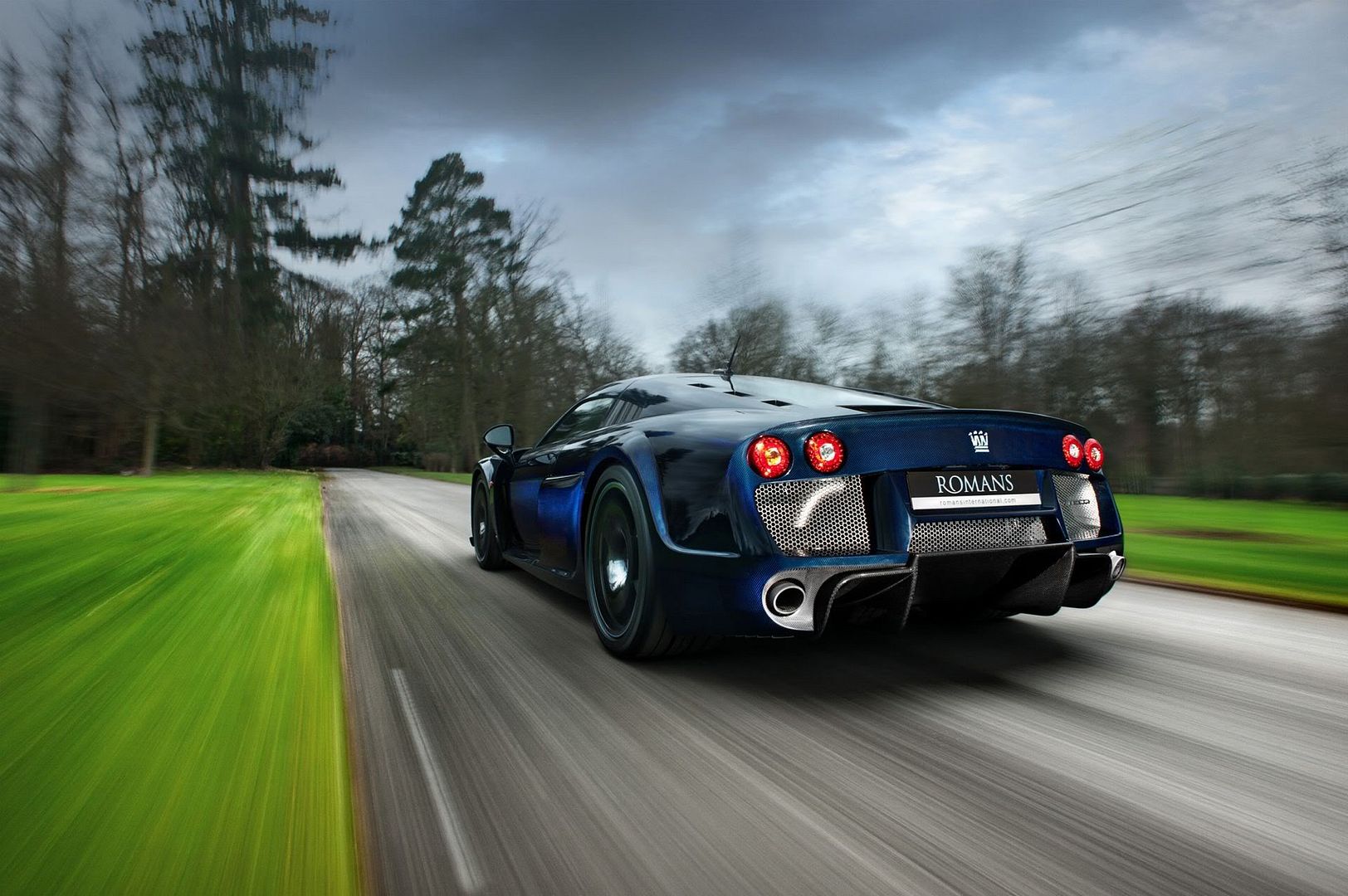 noble_m600_blue_3.jpg