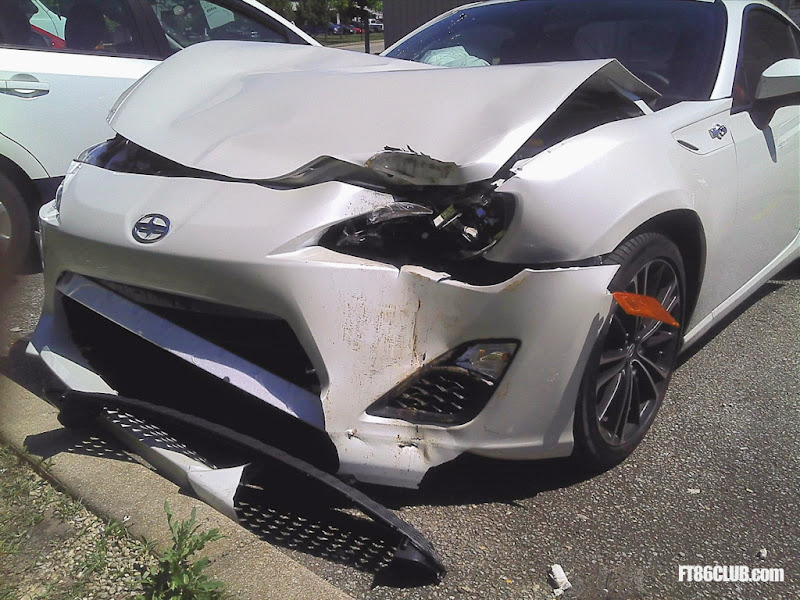 Scion_FR_S_Accident_2.jpg