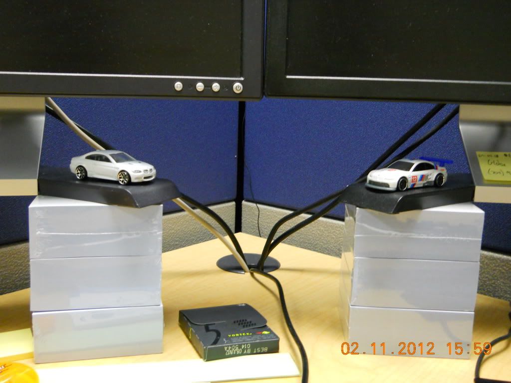 BMWdesk.jpg