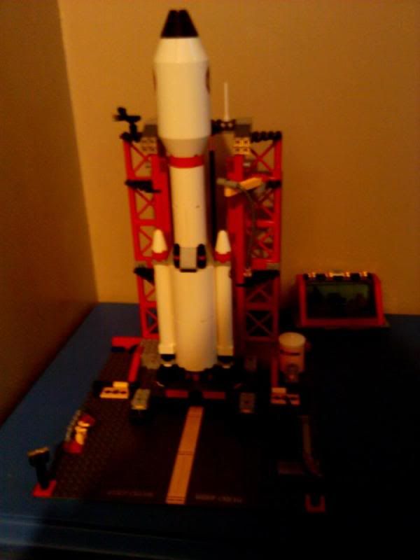spaceship.jpg