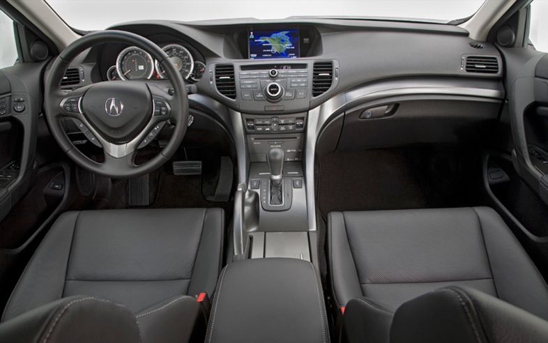 2011_acura_TSX_dash_view.jpg