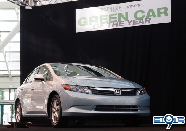 honda_civic_natural_gas_green_car_of_the_year.jpg