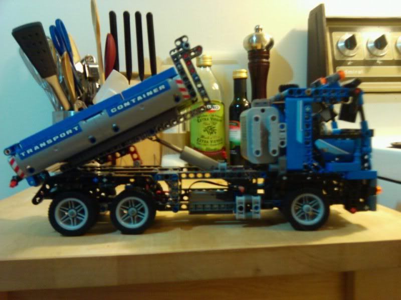 TechnicsDumptruck.jpg