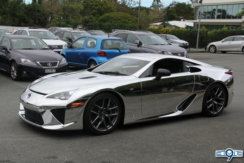 Lexus_LFA_Chrome_2_255B2_255D.jpg