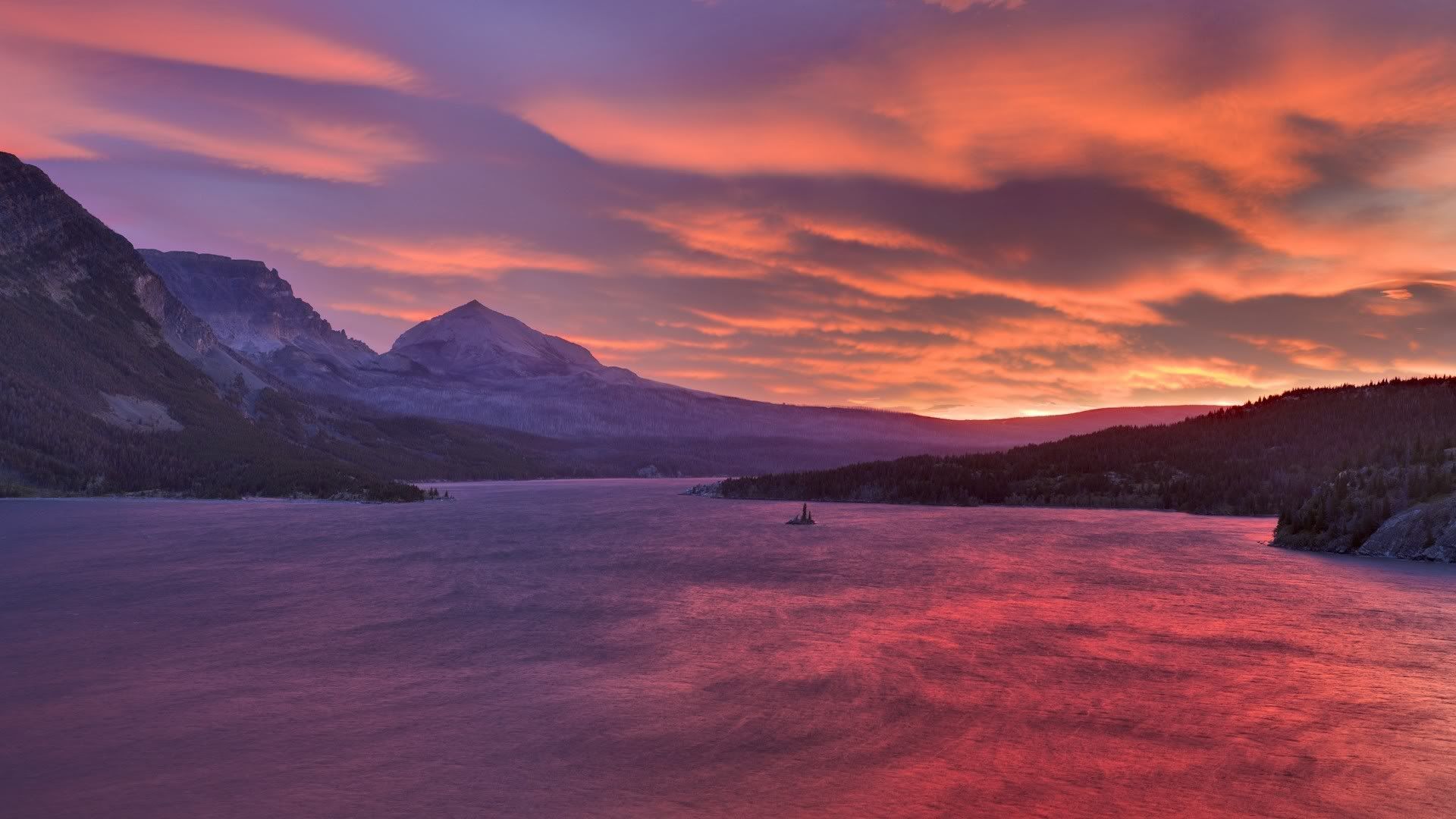 wallpaper-2068948.jpg
