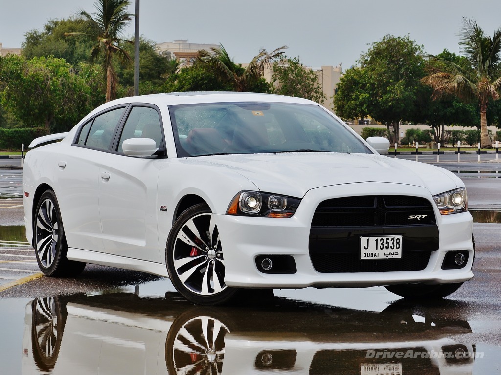 2014-Dodge-Charger-SRT8-3.jpg