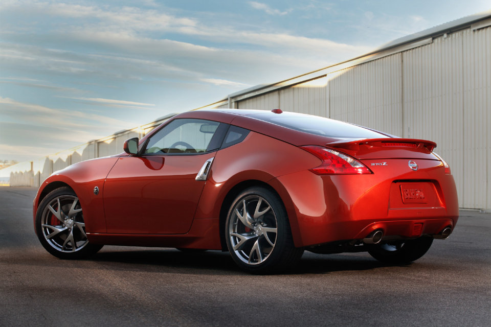 022013nissan370zrev.jpg