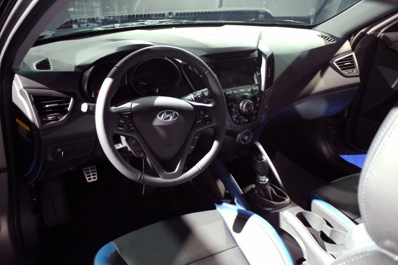 2013_hyundai_veloster_turbo_15_1326142957.sized.jpg