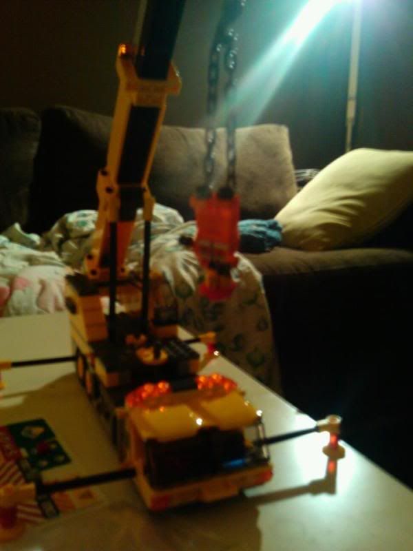 legotruck.jpg
