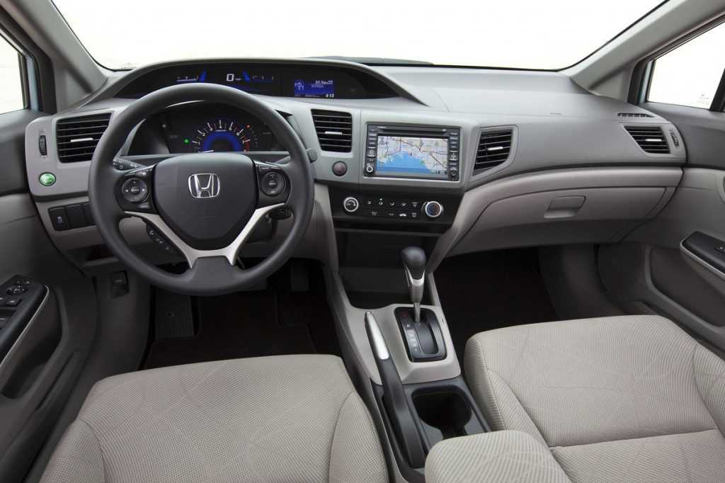 2012-honda-civic-sdn_100365621_l.jpg