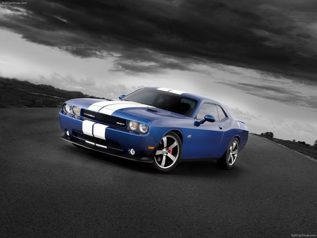 challengersrt8blue.jpg