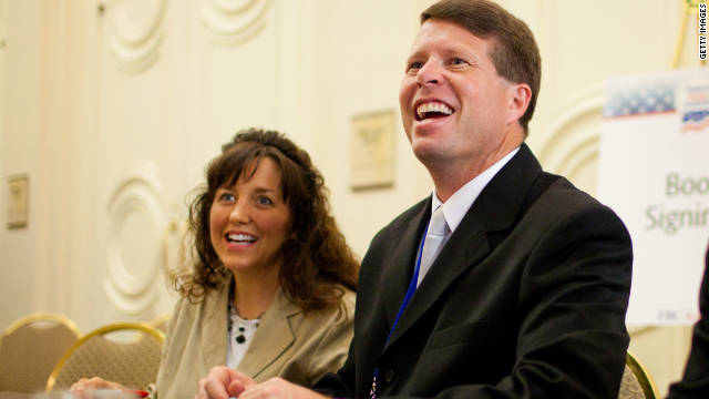 111108090359-jim-bob-michelle-duggar-2-1108-story-top.jpg
