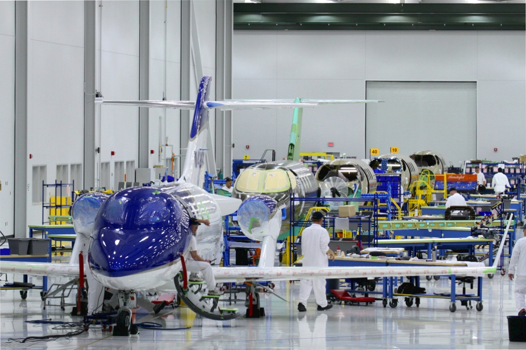 HondaJet-Assembly-Line.jpg