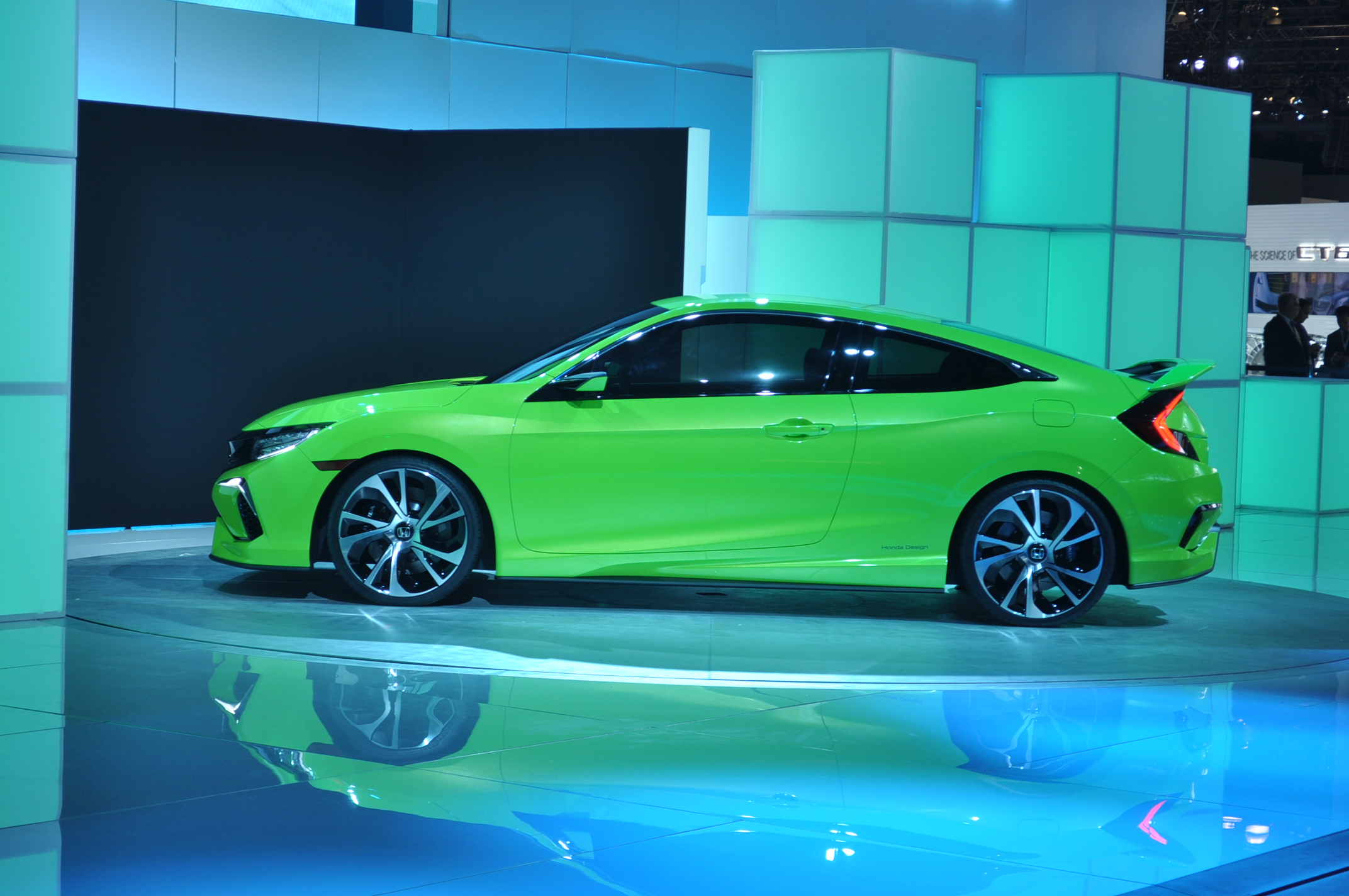 honda-civic-concept-live-shots-2015-new-york-auto-show_100506614_h.jpg